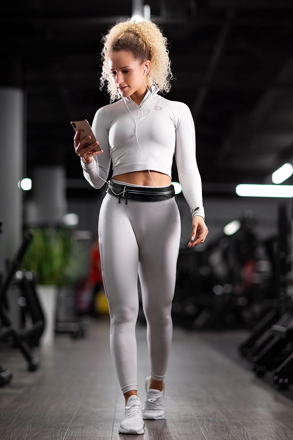 Fitgriffå¨ Running Belt for Men & Women - Secure Jogging Pouch for Phone, Keys & Essentials - For All Cell Phones