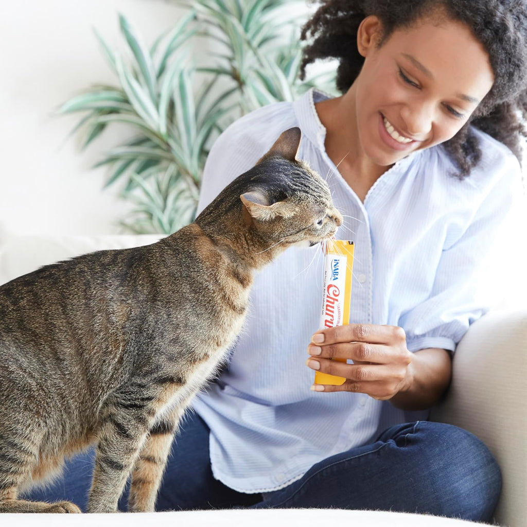 INABA Churu Cat Treats, Grain-Free, Lickable, Squeezable Creamy Pur̩e Cat Treat/Topper with Vitamin E & Taurine, 0.5 Ounces Each Tube, 50 Tubes, Tuna & Chicken Variety